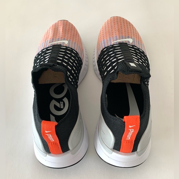 NWT, new in box, Nike’s React Phantom Run FK (Flyknit) 2. - Picture 3 of 12